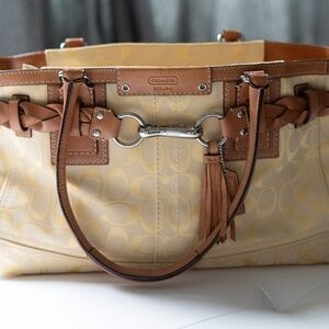 Coach Shoulder bag in Yellow Monogram fabric and leather